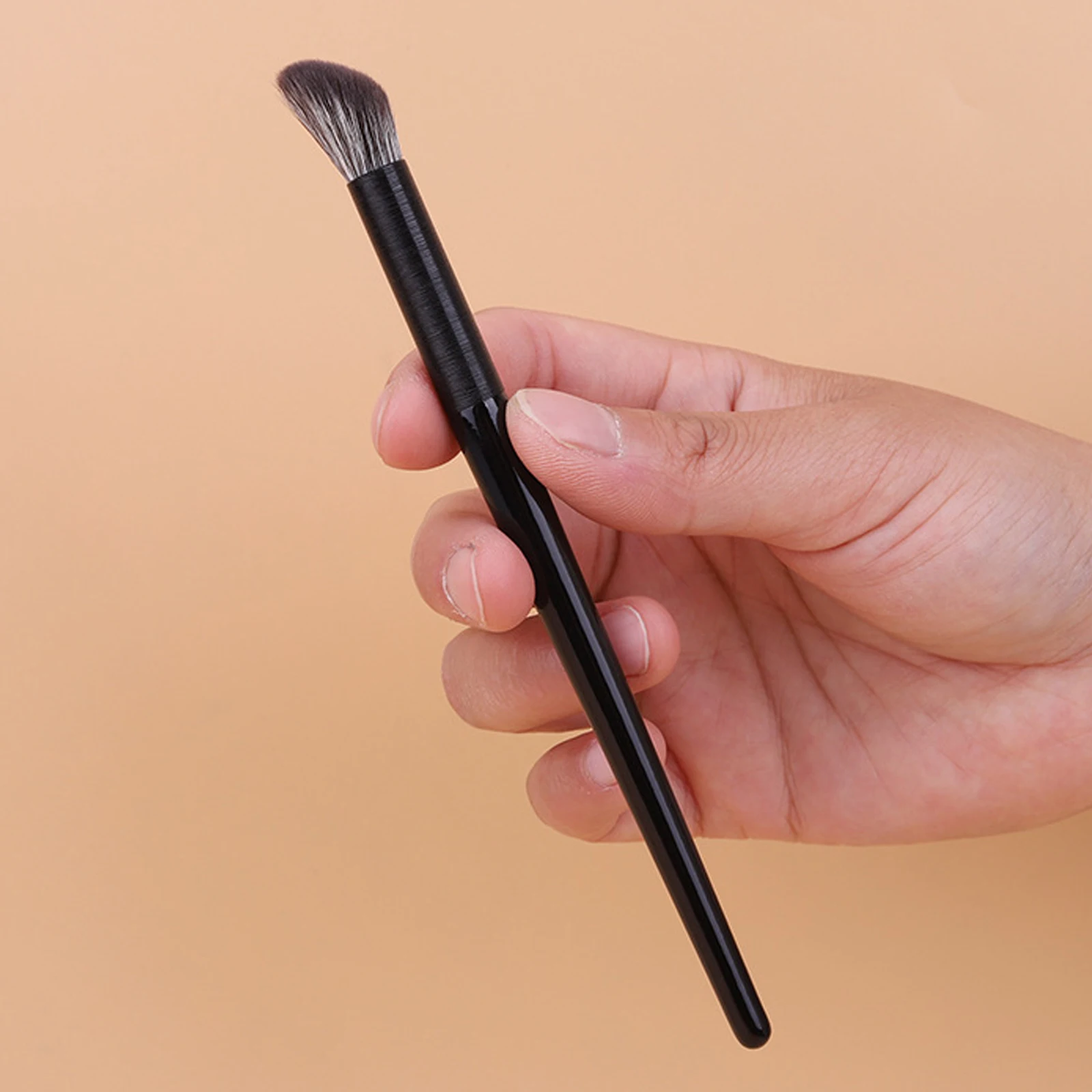 

1pcs Nose Shadow Brush Angled Contour Makeup Brushes Face Bronzer Nose Silhouette Eyeshadow Cosmetic Blending Make Up Tool