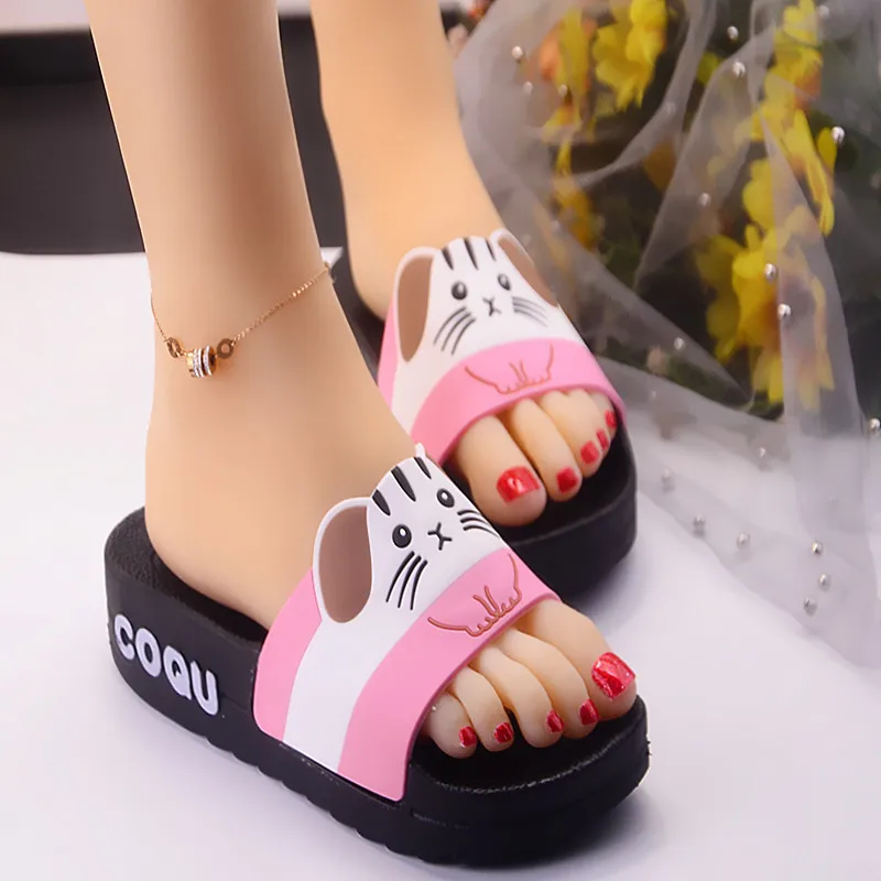

Сланцы женские с мультяшным принтом, повседневные сандалии на толстой платформе, Нескользящие, для душа, пляжные тапочки, сланцы для дома, летние Тапочки
