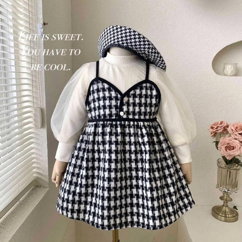 Рисунок 2 - Костюм для девочек осень-зима 2023