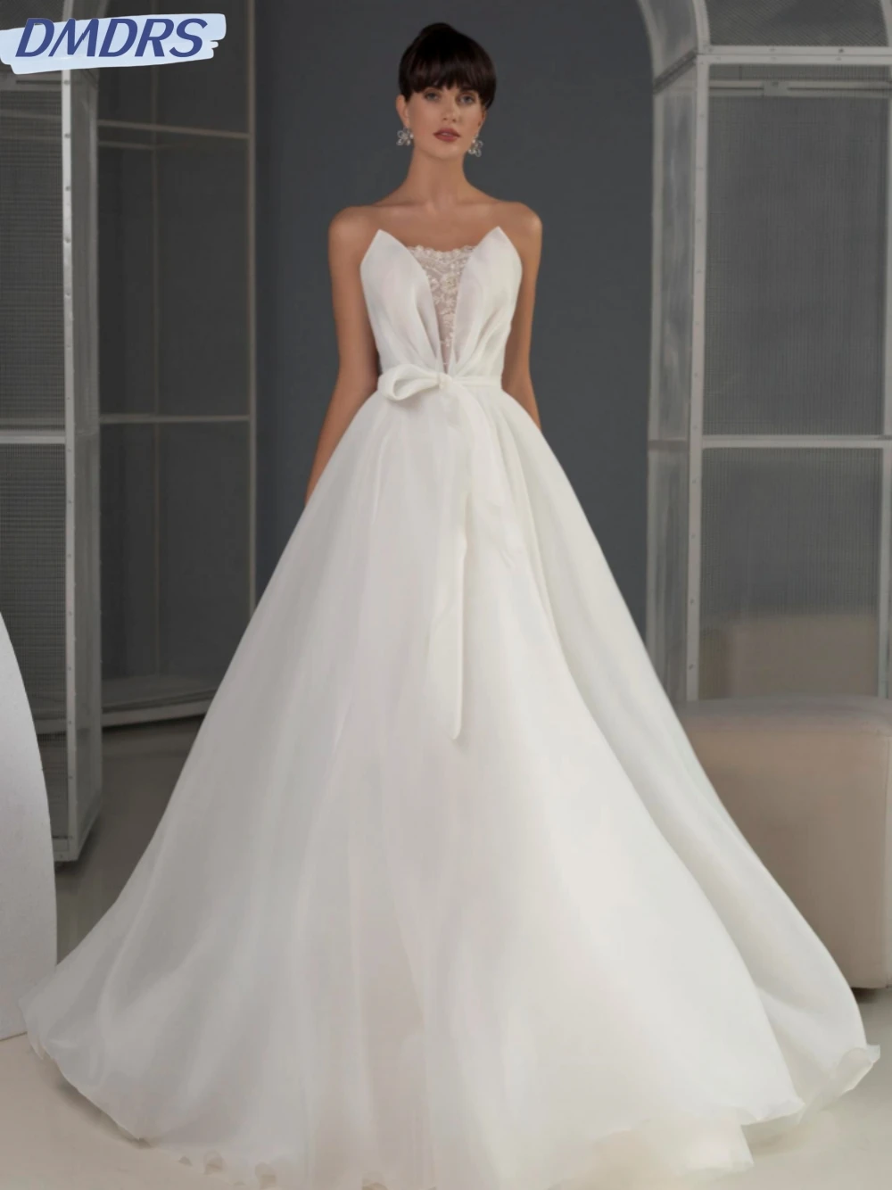 

Romantic Sweetheart Neck Bride Robe Sexy Sleeveless Backless Bridal Gown Elegant Pearls A-line Long Wedding Dress Robe De Mariée
