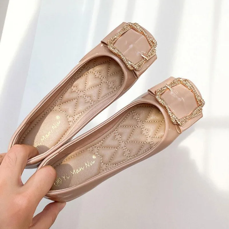 

Женские дизайнерские туфли на плоской подошве, мягкие однотонные туфли с пряжкой и острым носком, офисная обувь для вечеринок, новинка 2023