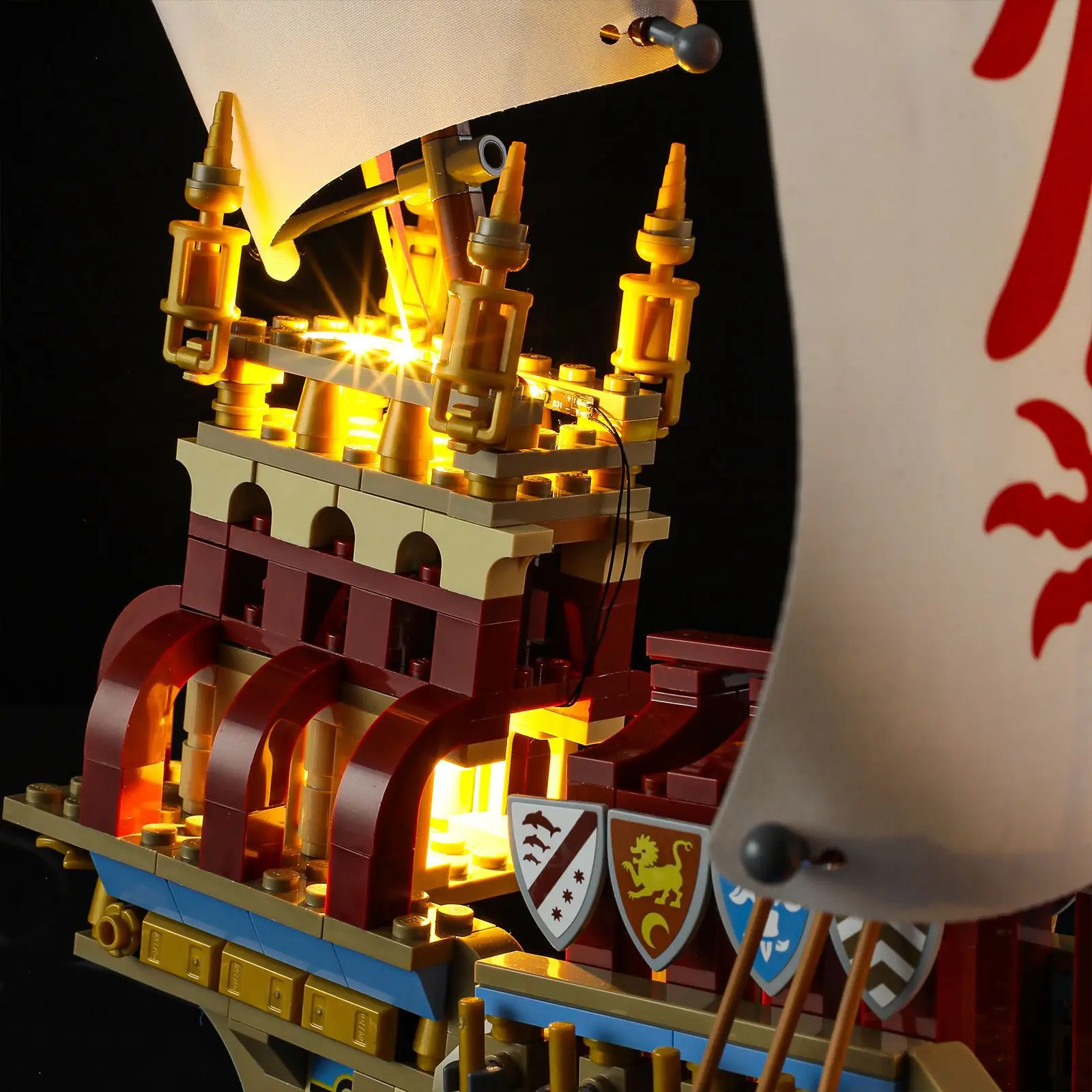 (Только светодиодный светильник) 76440 Корабль Тройной турнир: идеи прибытия (не