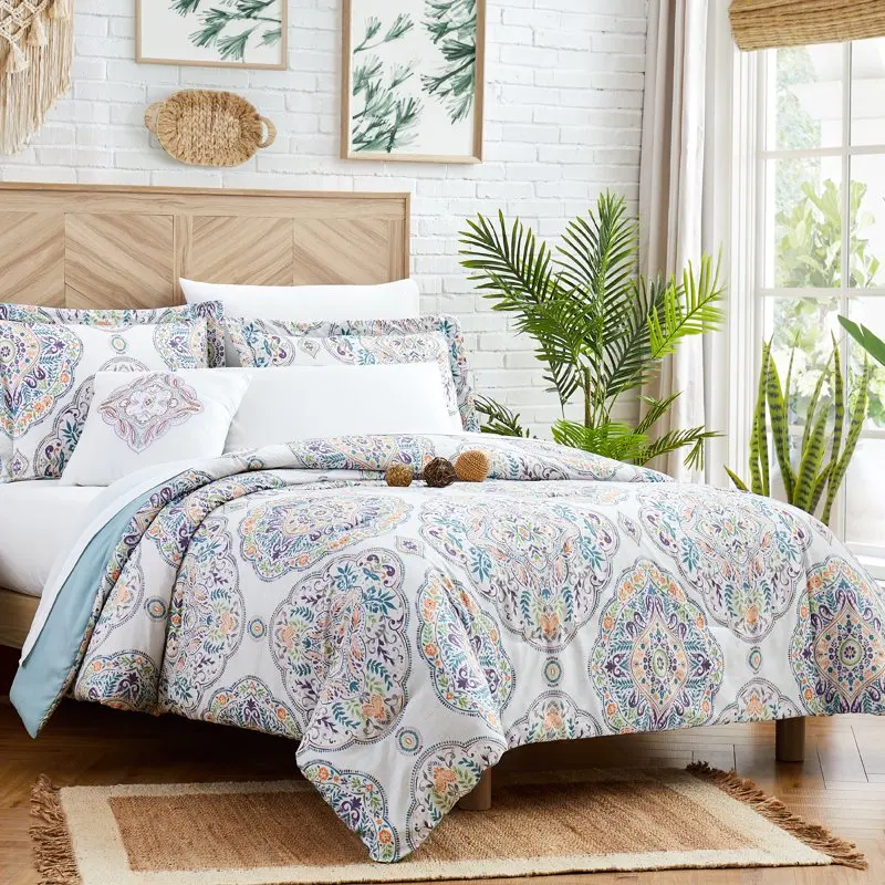 

8-Piece Castell Medallion Bed in a Bag , Cal.