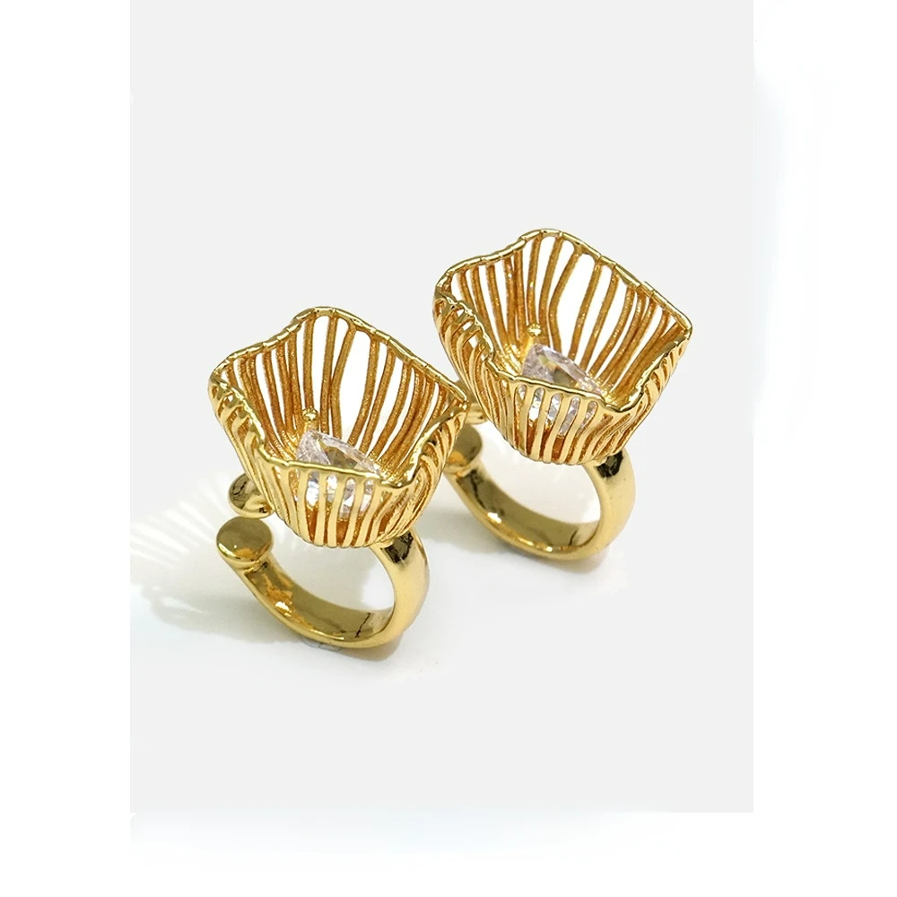 

European and American Lotus Versatile Zircon Flowers Ear Clip Temperament