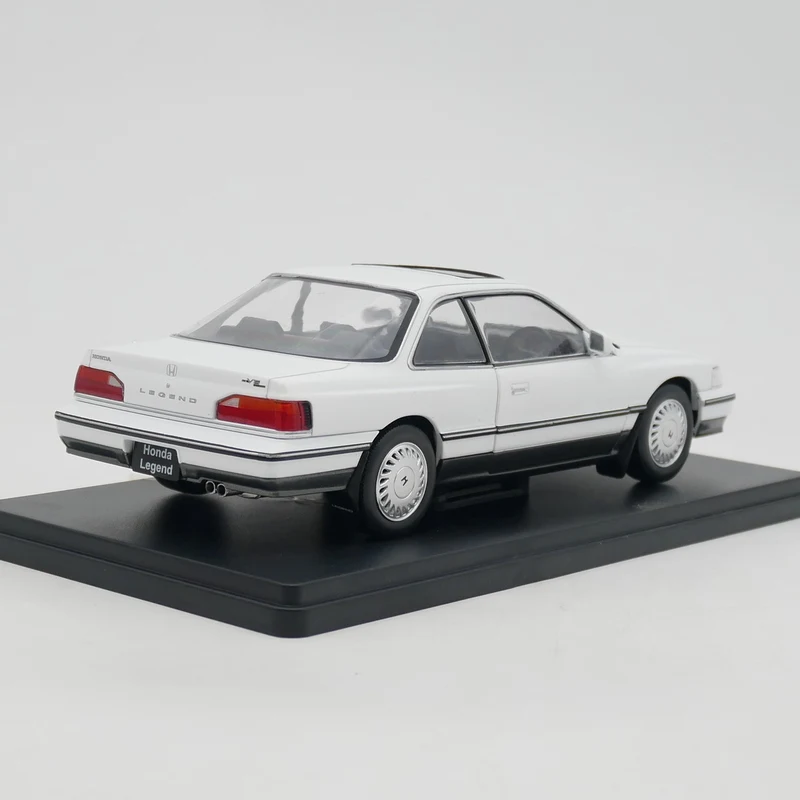 Ixo масштаб 1:24 литой под давлением сплав Honda Legend Coupe 1987 игрушки модель автомобиля