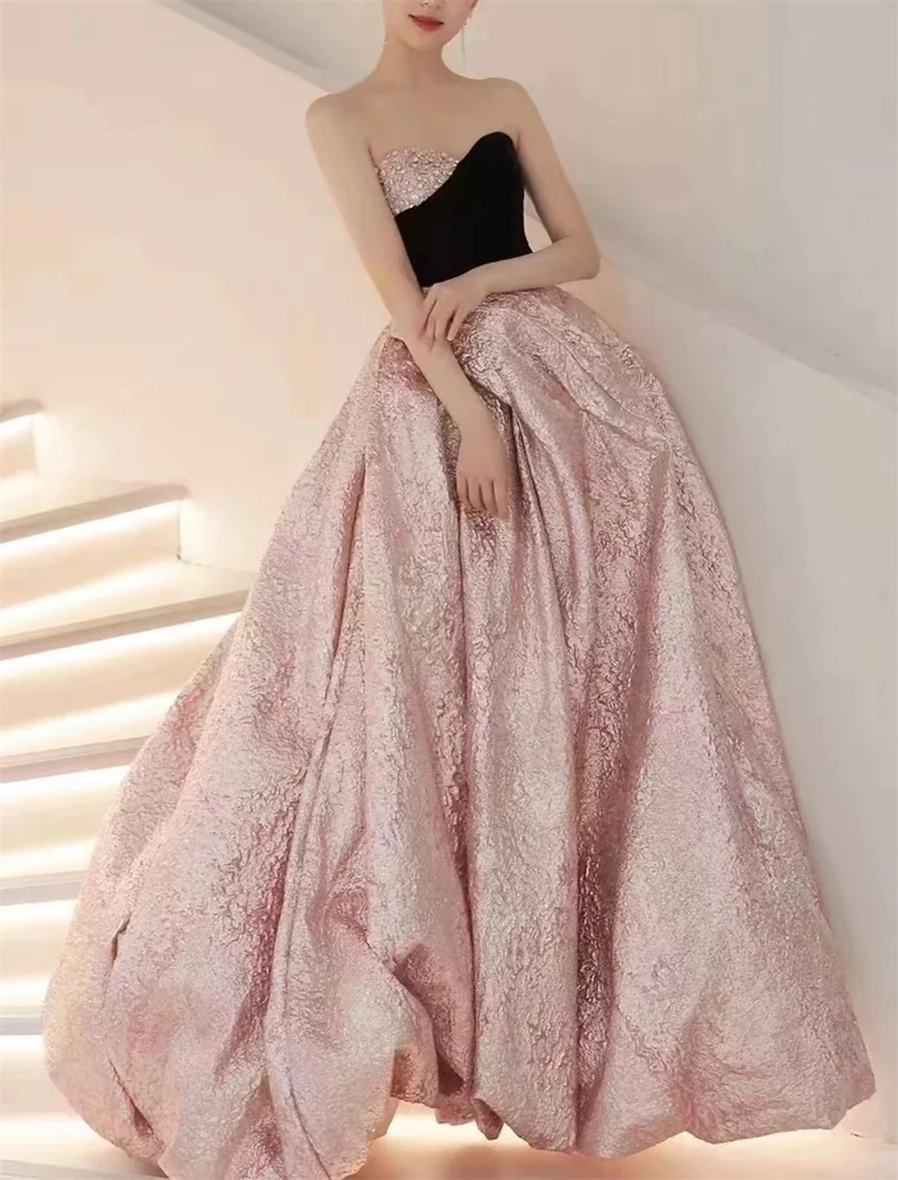 

Ball Gown Luxurious Quinceaner Dress Floral Engagement Formal Sweetheart Neckline Sleeveless Floor Length Velvet with Pleats