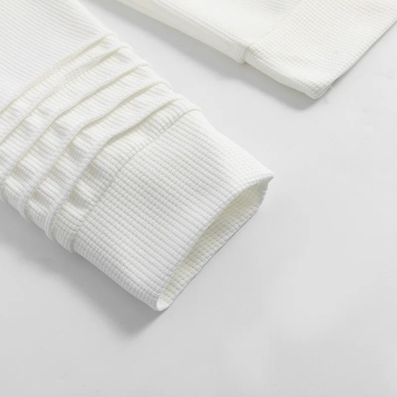 Autumn/Winter New Men's Crewneck Sweater Top Men's Slim-fit Top Solid Stitched Shoulder Pleated Bottom Shirt Casual Knit Sweater