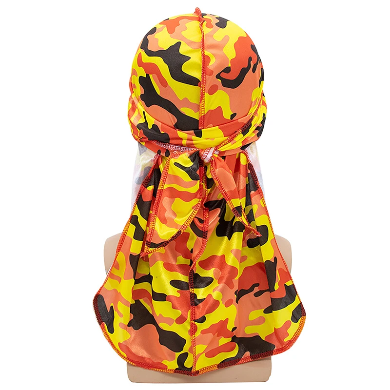 Пиратская шапка с длинным хвостом и камуфляжным принтом