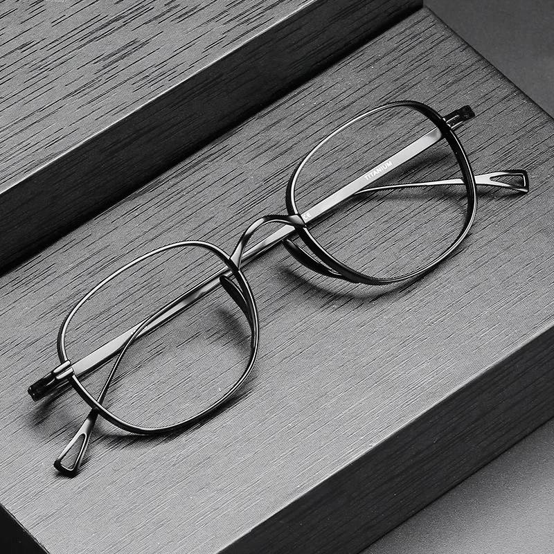

2023 New Ultra-Light Pure Titanium Retro Ellipse Glasses Frame Myopia Prescription Eyeglasses Frame Men And Women