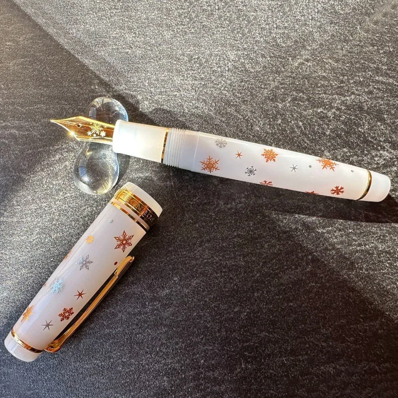 Рисунок 3 - Перьевая ручка с цветочным рисунком