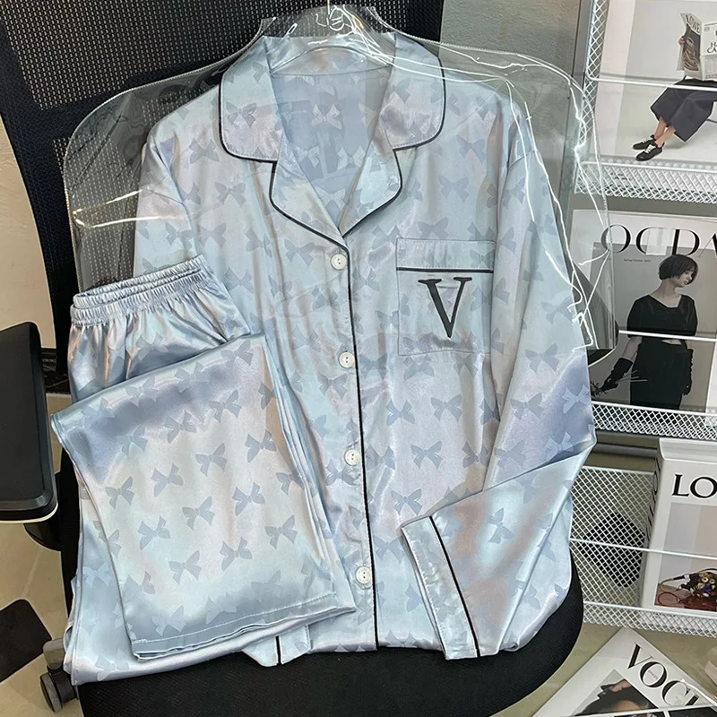 

New Women's Pajamas Fashion Luxury Letter Jacquard Lattice Sleepwear Silk Like Nightwear V-neck Homewear Pyjamas Femme