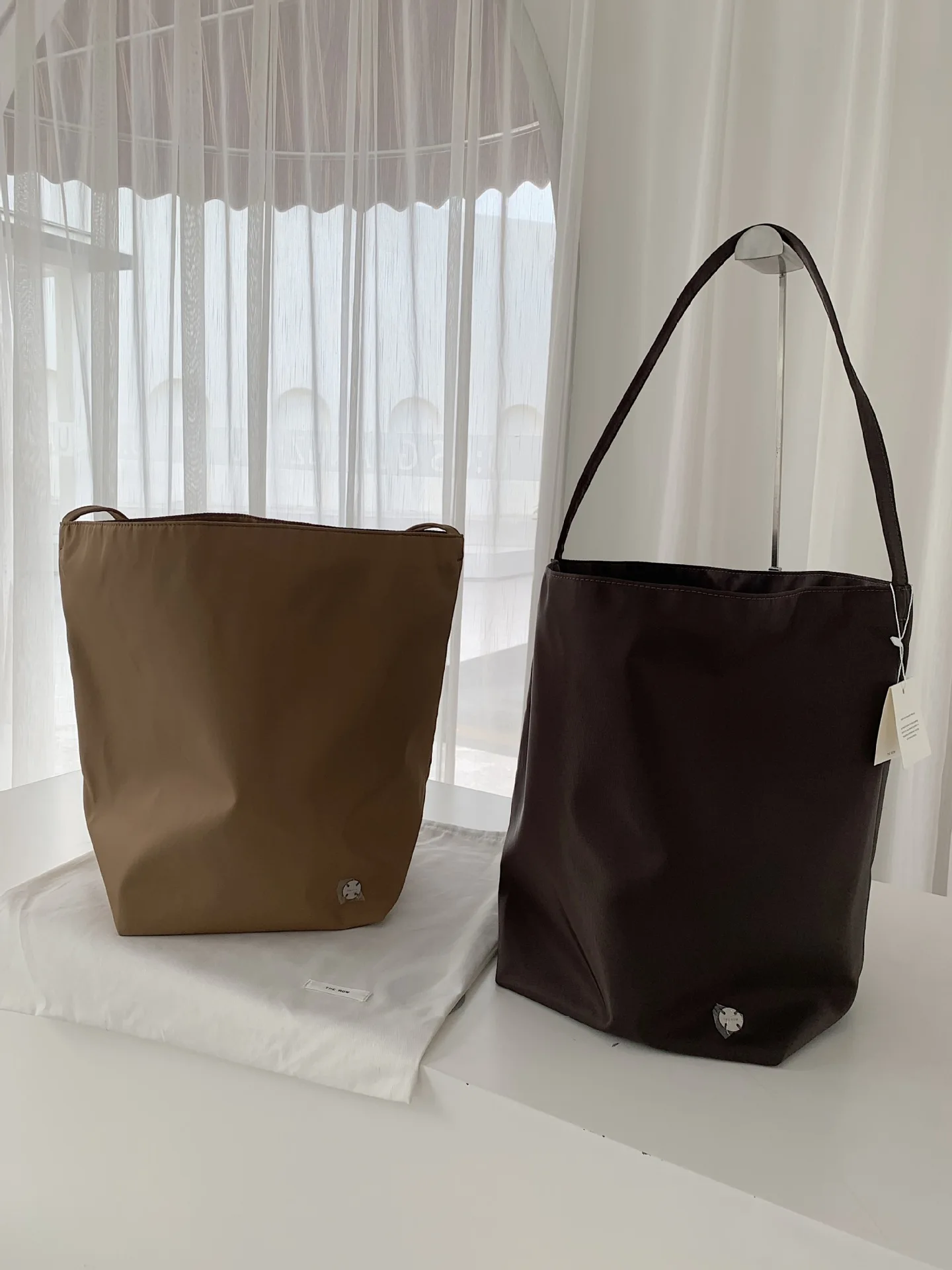 

Нейлоновая сумка-мешок RO, вместительная сумка-тоут на одно плечо