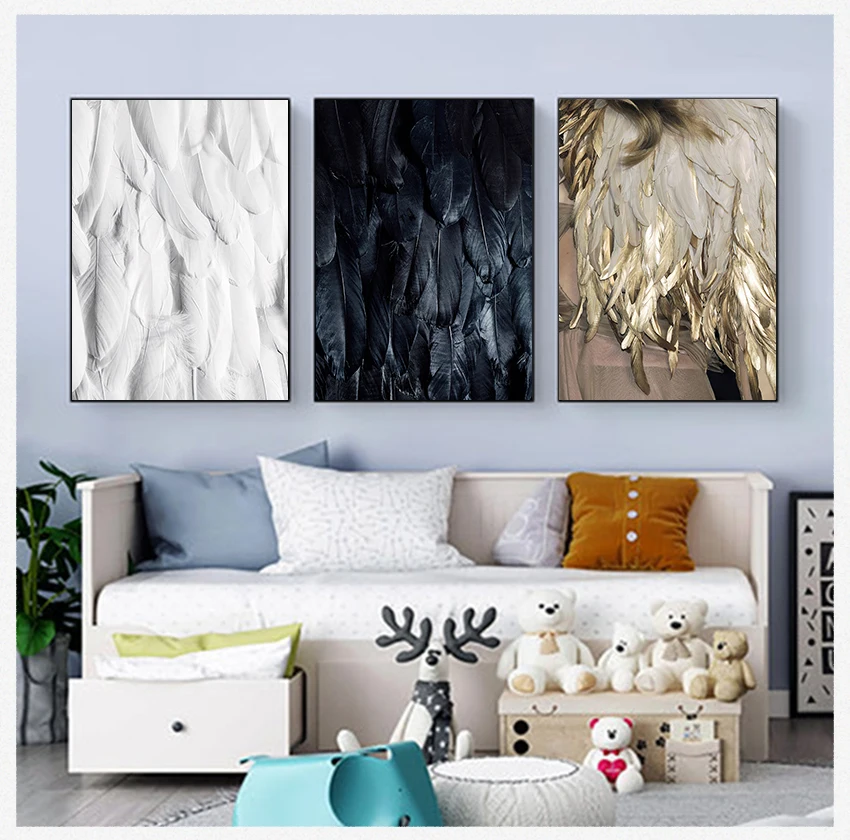 

Настенная картина для домашнего декора гостиной в скандинавском стиле с абстрактными золотыми перьями, Холщовый постер черного и белого цв...