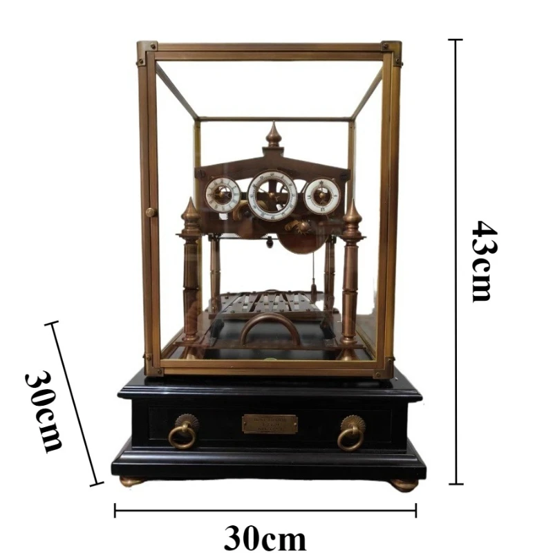 Механические настольные часы деревянные