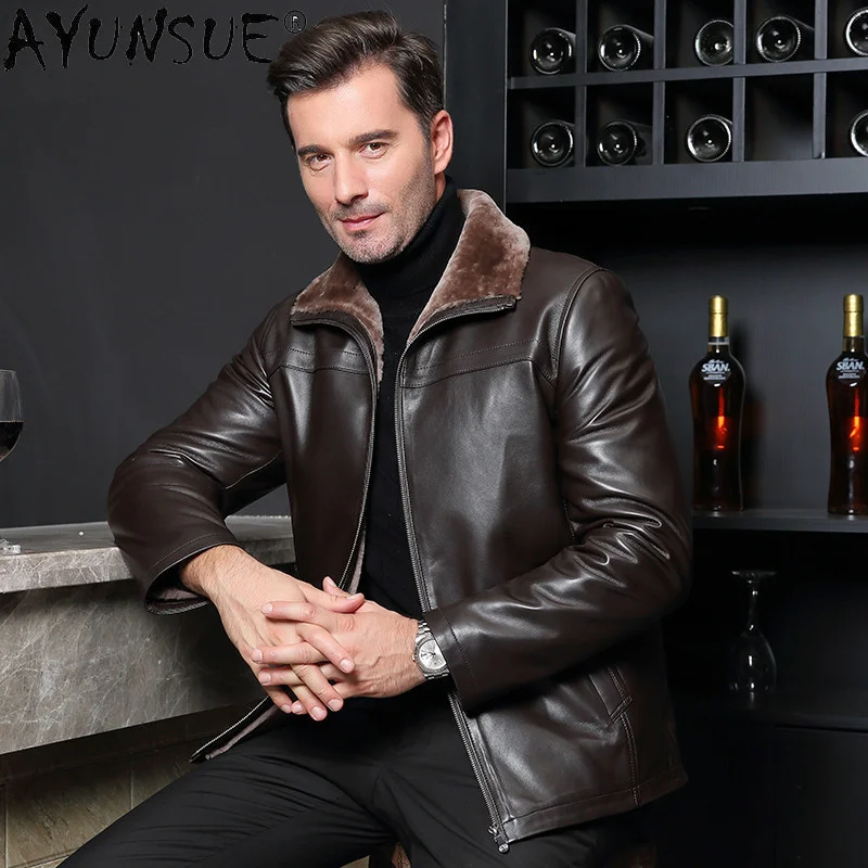 Рисунок 2 - Мужская короткая куртка из натуральной овчины