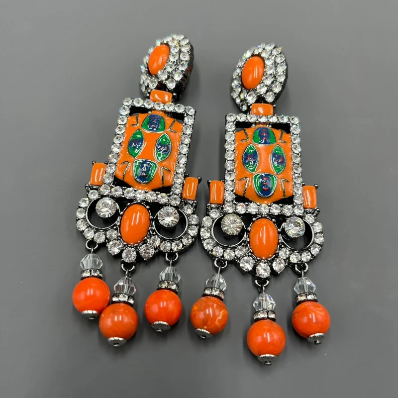 

Женские серьги-клипсы с эмалью и цирконием, в готическом стиле