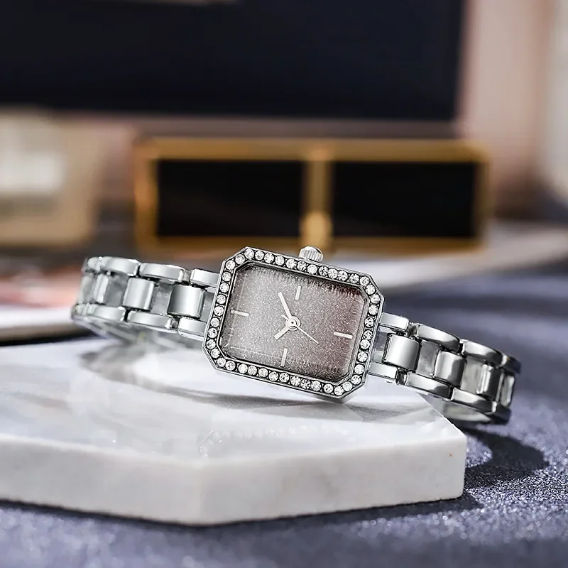 Роскошные женские брендовые часы модные платья квадратный кристалл
