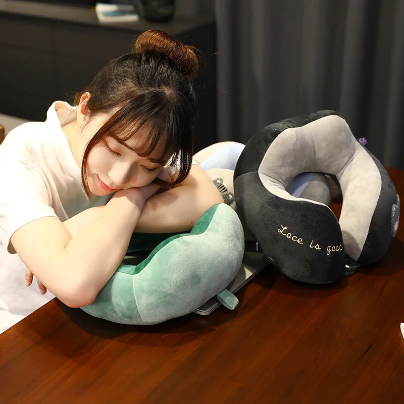 

Cartoon towel embroidered U-shaped pillow office neck pillow lovely Plush cervical pillows portable travel pillow hugs