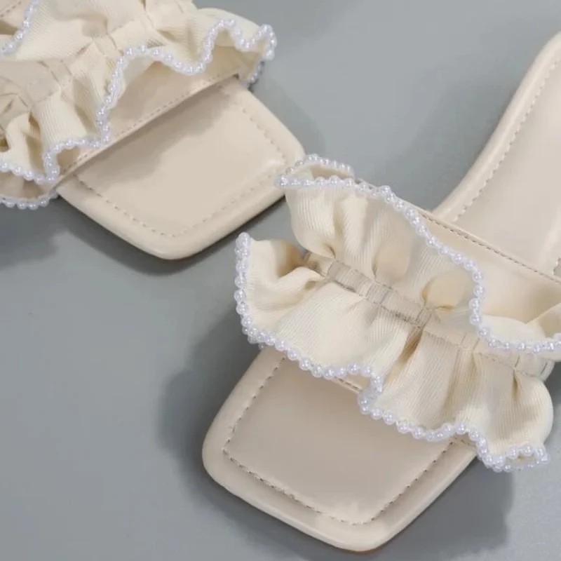 Women's Faux Pearl Decor Ruffle Trim Slides Fashion Casual Sweet Outdoor Flats Slippers Summer Open Toe Sandals Cute Pumps Shoes