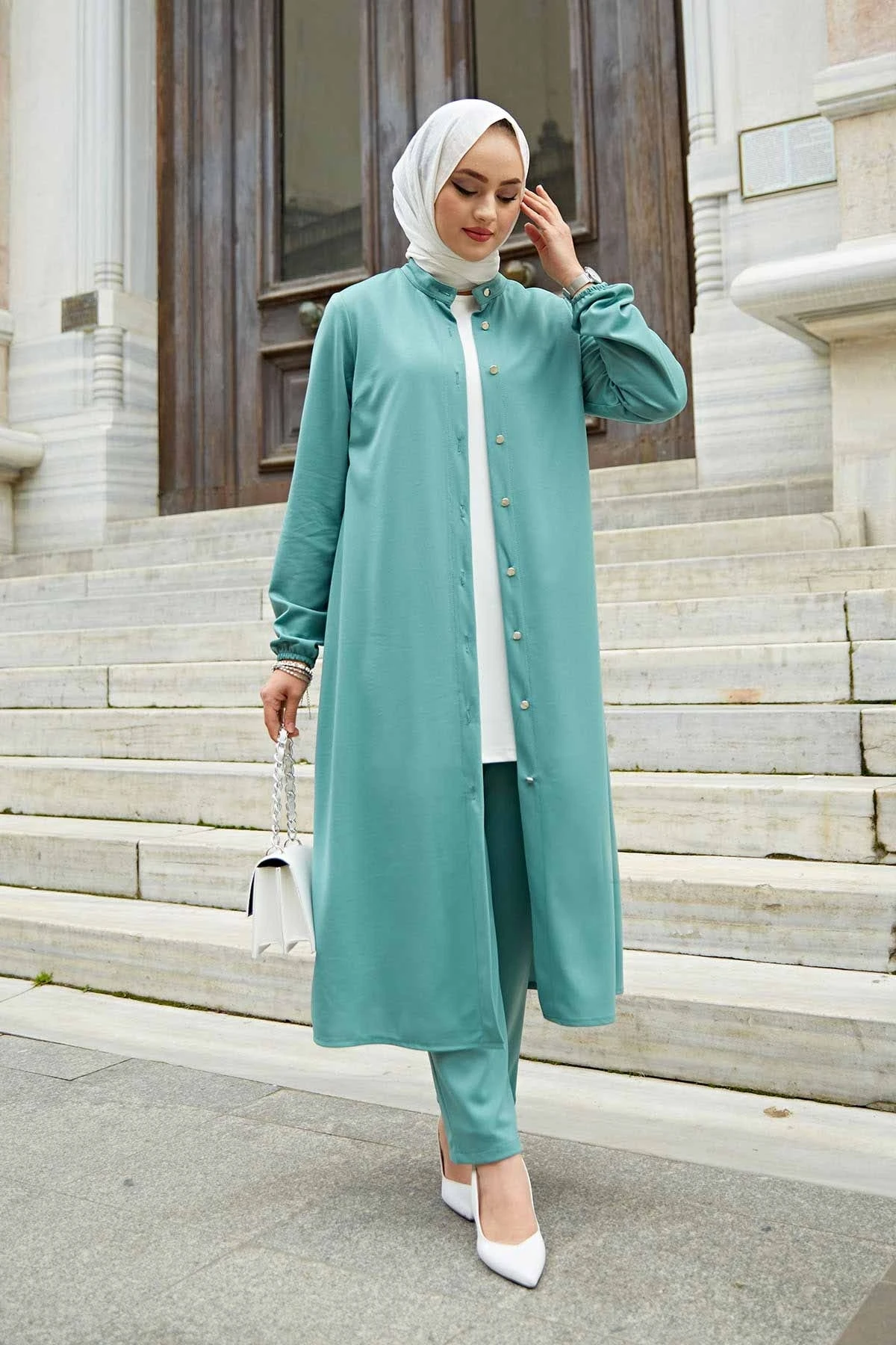 

Classic Dual Sets-Mint