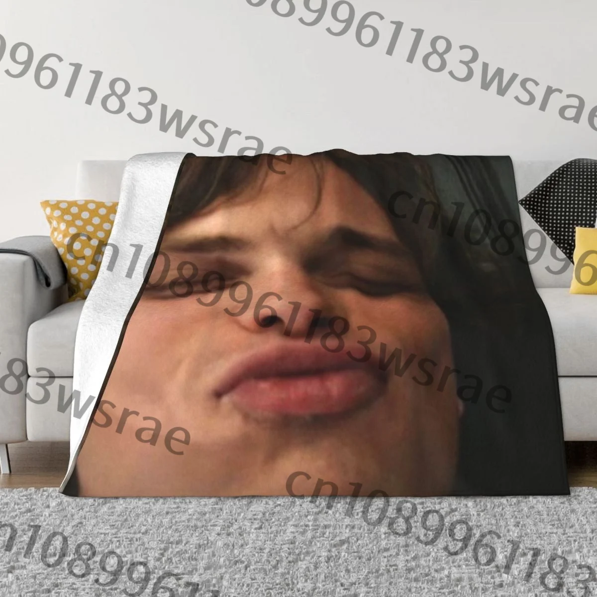 ( ) Ультрамягкое одеяло из микрофлиса Goob