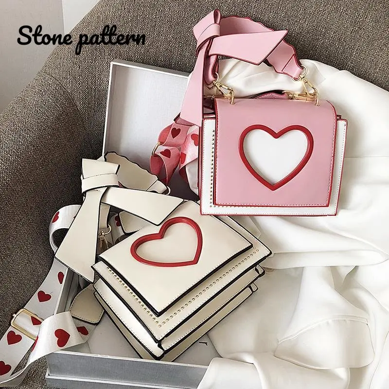 

Stone Pattern Sweet Cute Womens Shoulder Bag Korea Wide Straps Heart Hollow Messenger Bag for Women Small Handbags Envelope