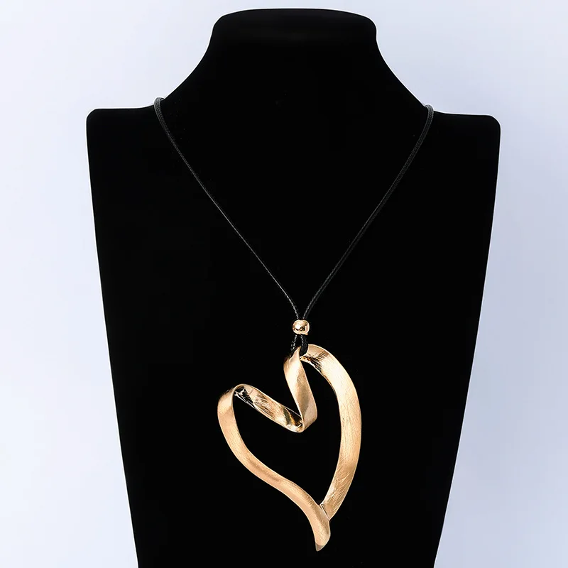 Woman Accessories Heart Suspension Fashion Women Pendants Long Necklaces Gifts Jewelry for Party |