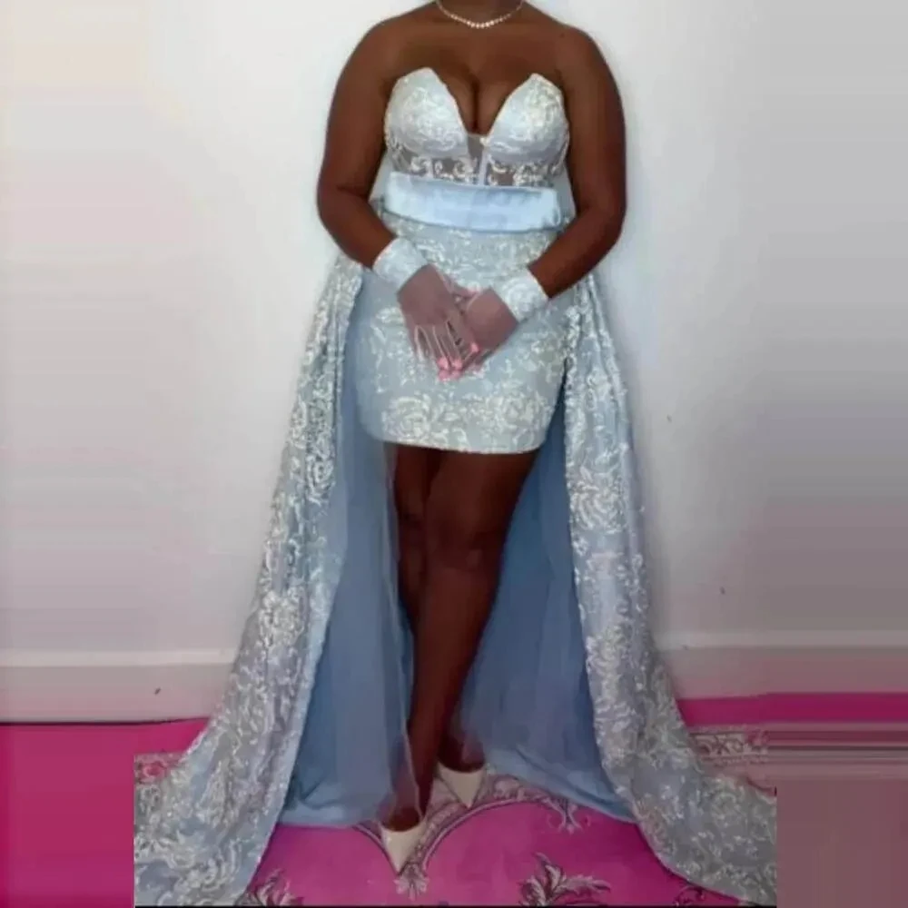 Женское платье-макси со съемной юбкой с открытыми плечами и аппликацией