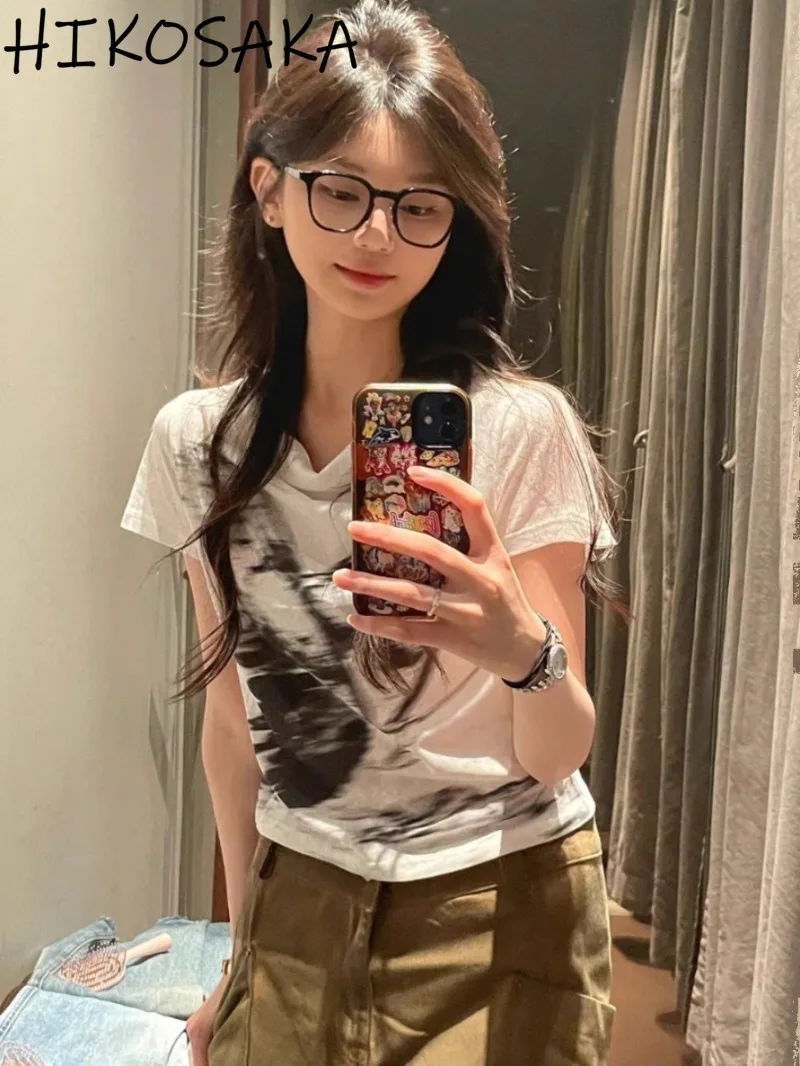 Женская футболка с коротким рукавом круглым вырезом и бантом