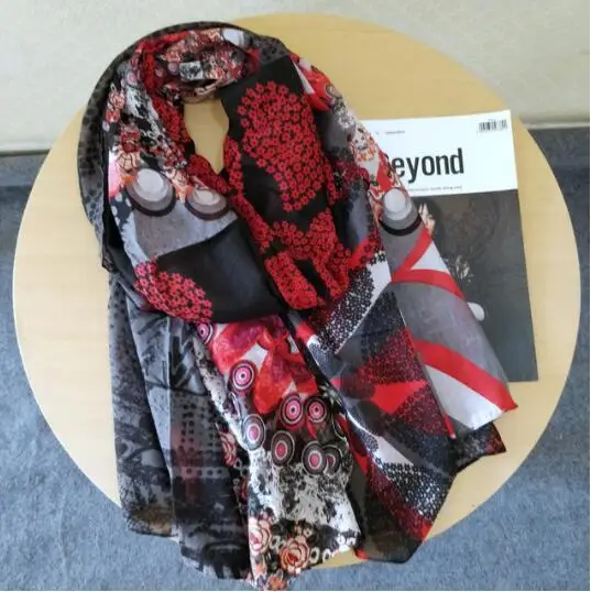 

Оптовая цена, женский пляжный шарф от испанского бренда DESIGUAL