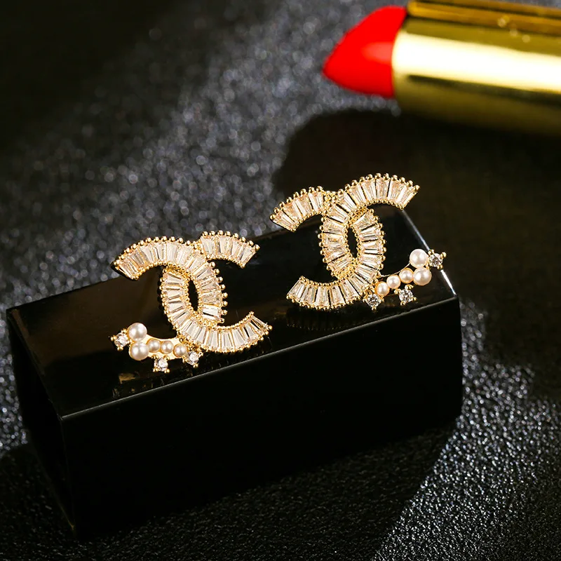 

New 2022 Designer Classic Earrings 925 Sterling Silver Pin Luxury Zircon Pearl Earrings