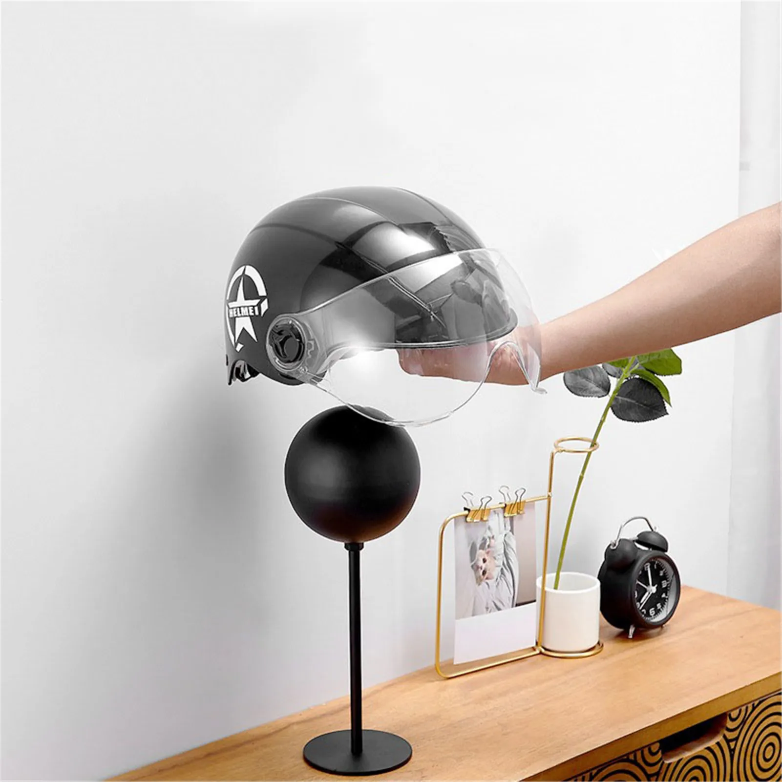 

Вращающийся настенный держатель для шлема, Космический алюминиевый винтажный держатель для шляпы, крючок для пальто, мотоциклетной сумки