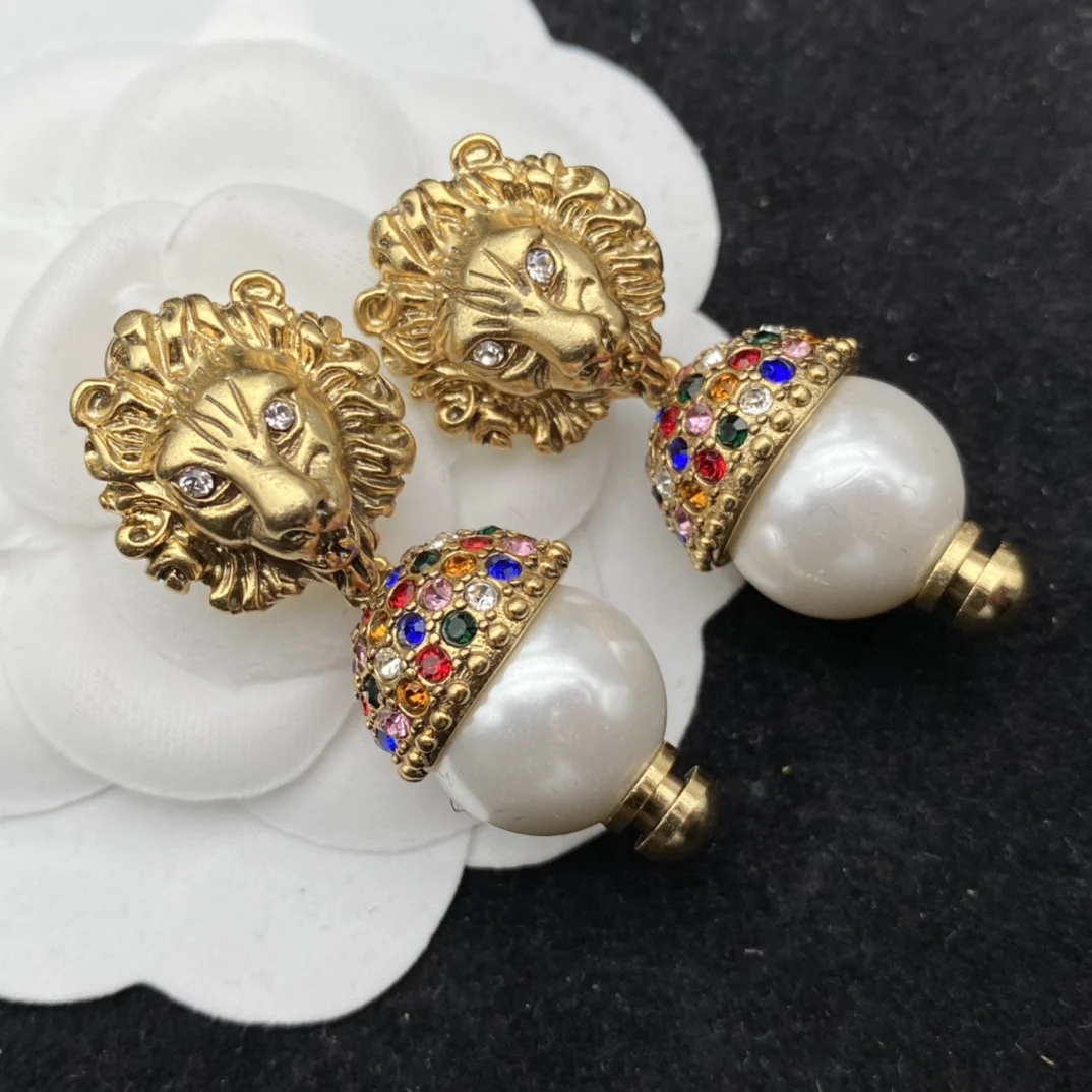 

Fashion classic retro do old pearl crystal lion head earrings for Women