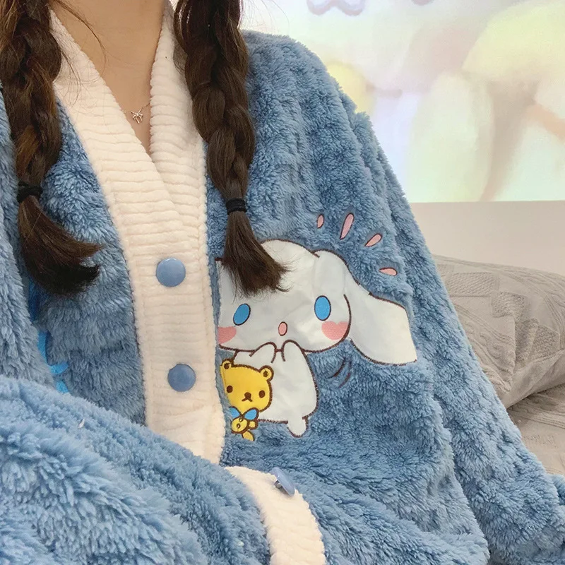 

Пижама кавайная аниме Cinnamoroll женская зимняя плюшевая утепленная Милая мультяшная Ins ветровка плюшевая жаккардовая вафельная домашняя одеж...