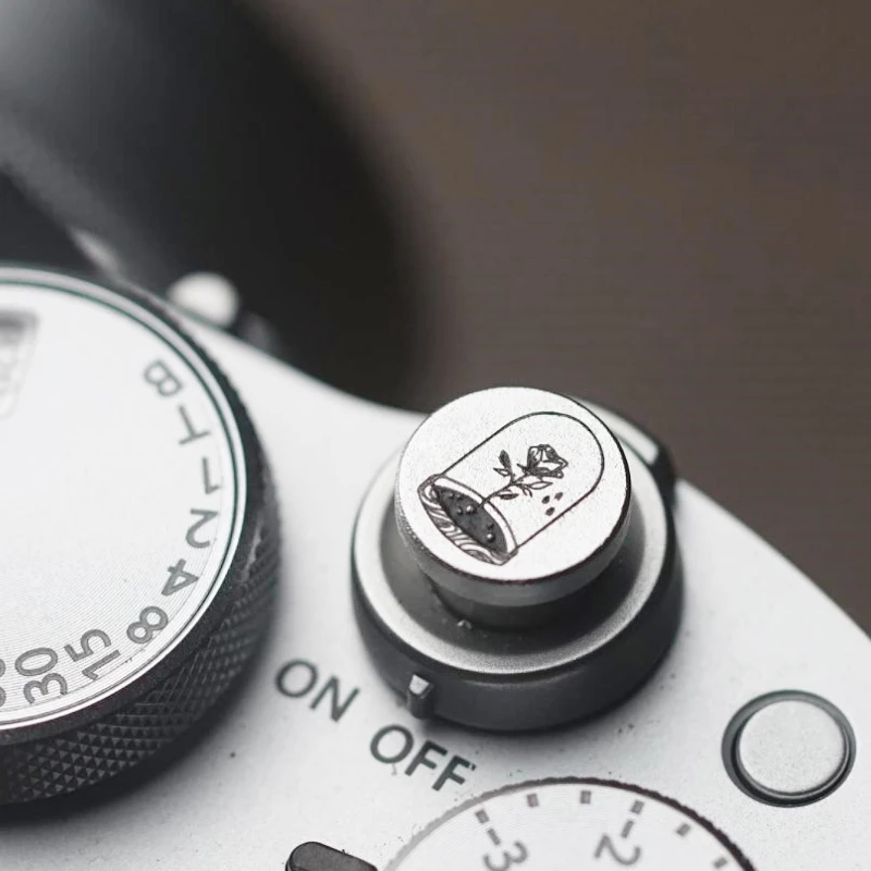 Розовая металлическая кнопка спуска для камеры Sony A7C2 Fujifilm XT50 Nikon ZF Canon R52 Lumix