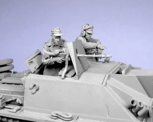 Миниатюрные солдаты танкового экипажа из литого смолы масштаба 1:35 для сборки и раскраски.