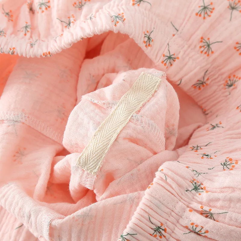 Женский летний комплект из блузки и брюк с коротким рукавом отложным воротником