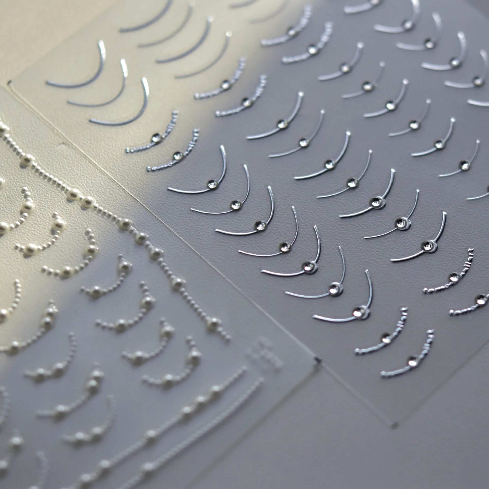 

Французский стиль Стразы перламутровые металлические ощущения элегантные наклейки для ногтей линии 5D самоклеющиеся аксессуары для маникюра