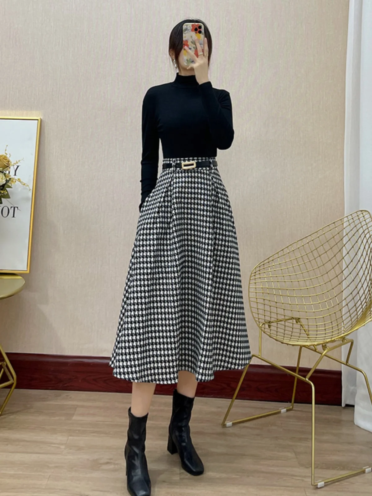 Plaid Skirt Autumn clothes Women 2024 New Popular and Beautiful This Year Dress Outfit High Sense Small Two-piece Set