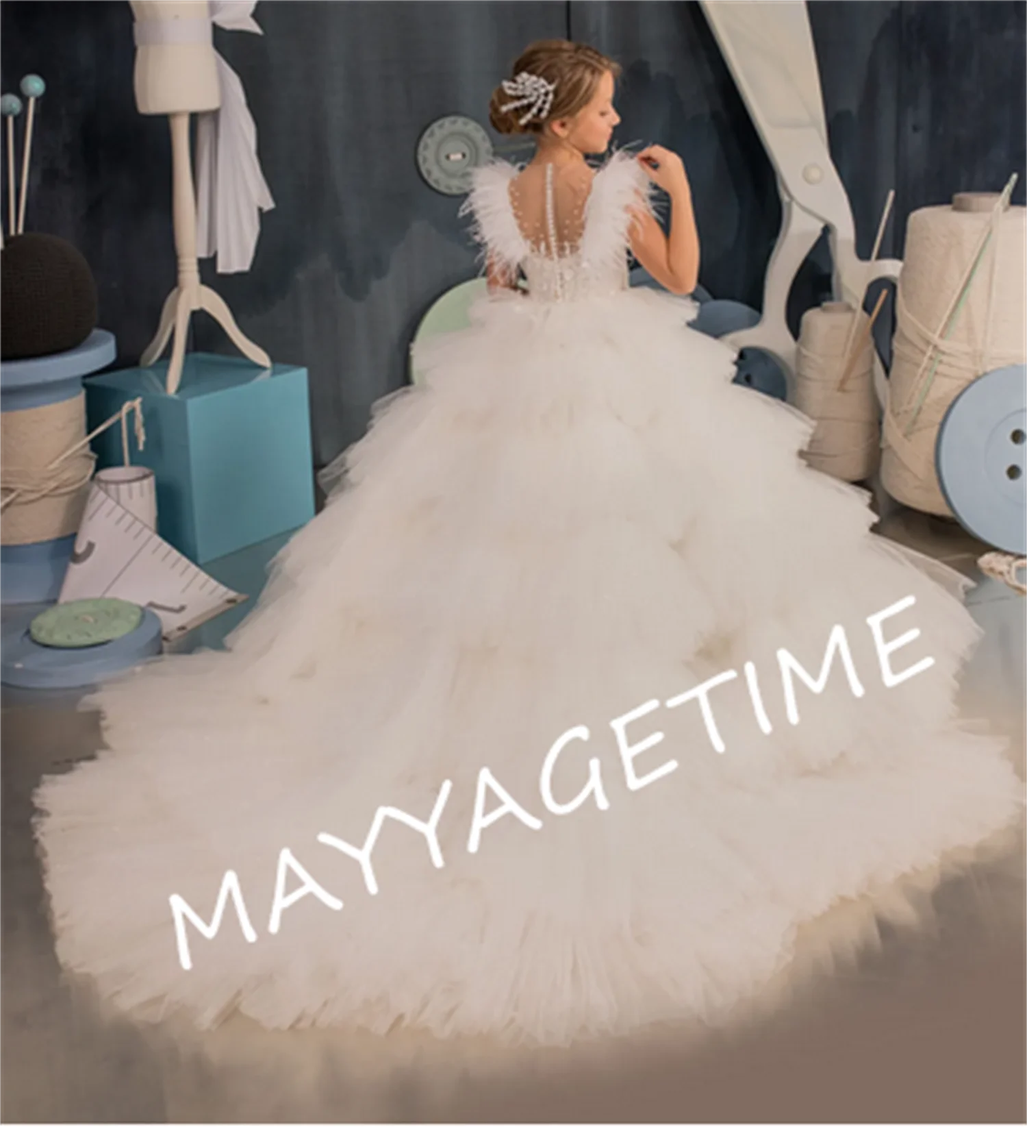 

Перфорированная ручка, гадюка, прорезиненный корпус, прорезиненный корпус, новый год