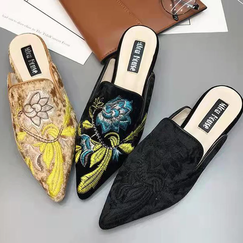 New mules Fashion Women Slippers Silk Embroidery Pointed Toe Flat  Shoes Half  Female Summer Sandals zapatos mujer