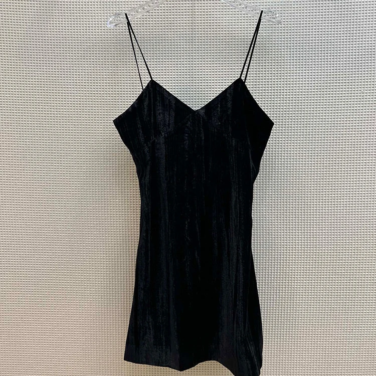 

Luxury Velvet Suspender Dress 2022 Summer New French High Waist Sexy Slim V-neck Little Black Dress High-end Women Long Vestidos