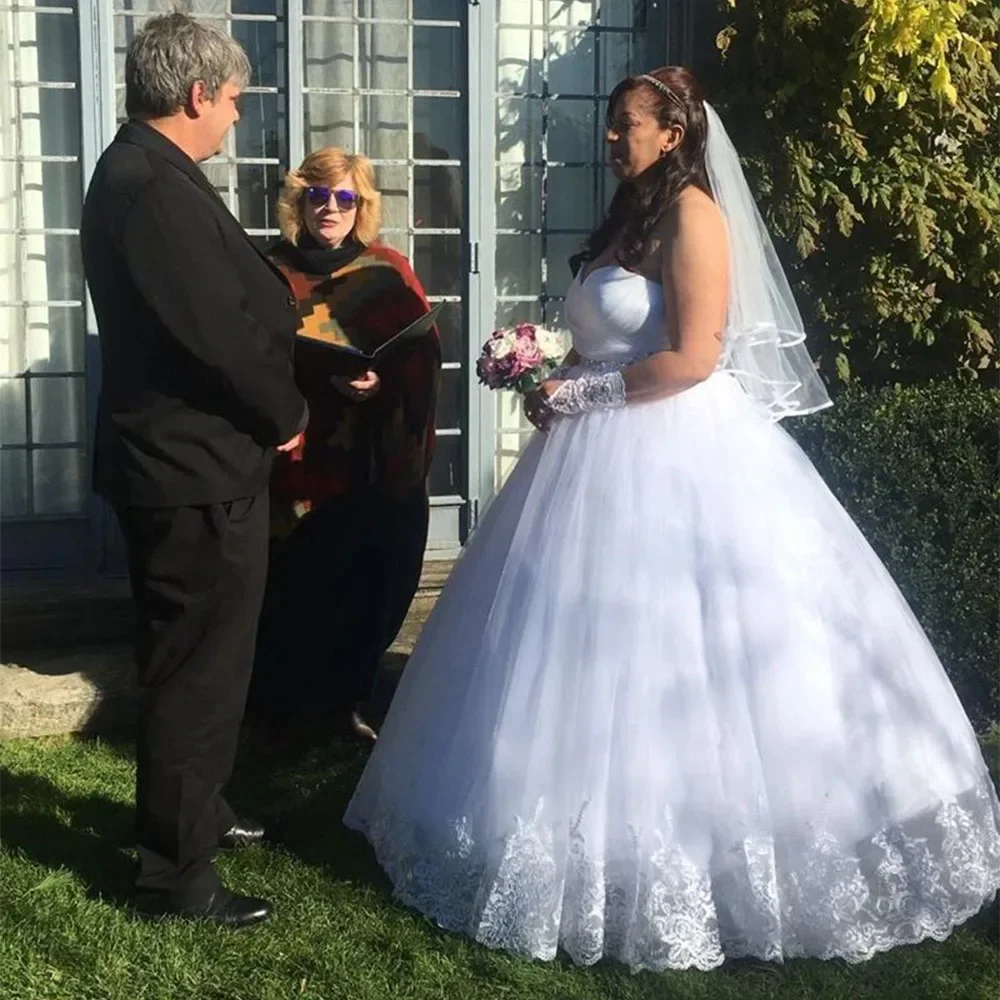 

Sweetheart Ball Gown Lace Up Wedding Dress Vestidos Novia Crystals Appliques Formal Bride Gowns Feminino