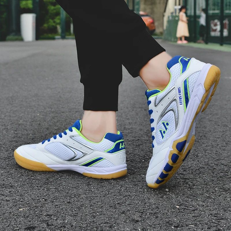 New Professional Mens Table Tennis Shoes Comfortable and Breathable Badminton Size33-45 Sneakers Big Kids Outdoor Training Shoes