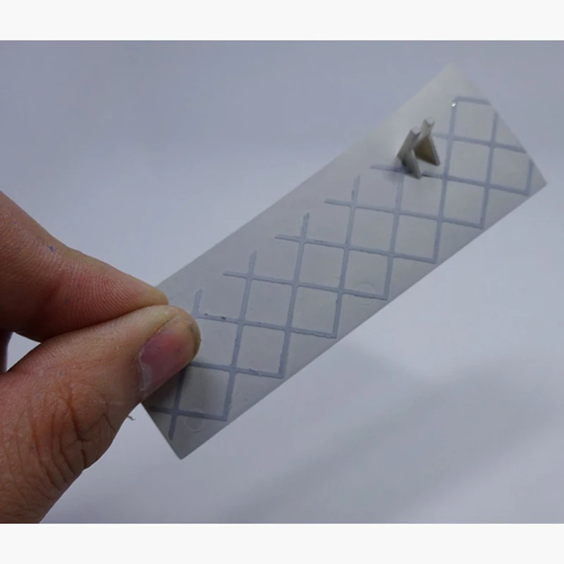 Имитация металлической наклейки спойлер украшение обновление для 1/14 Tamiya RC Truck