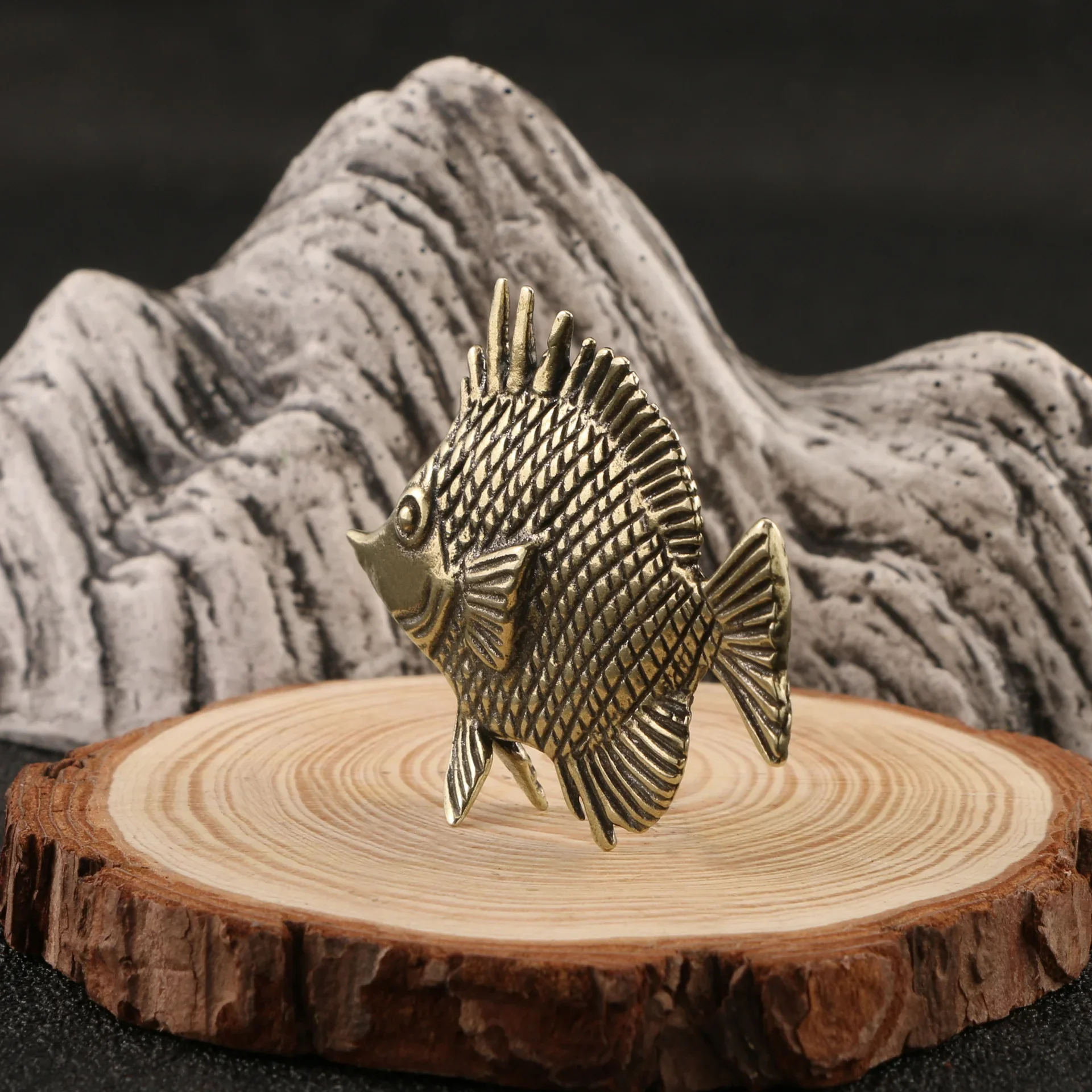 Латунные декоративные рыбки