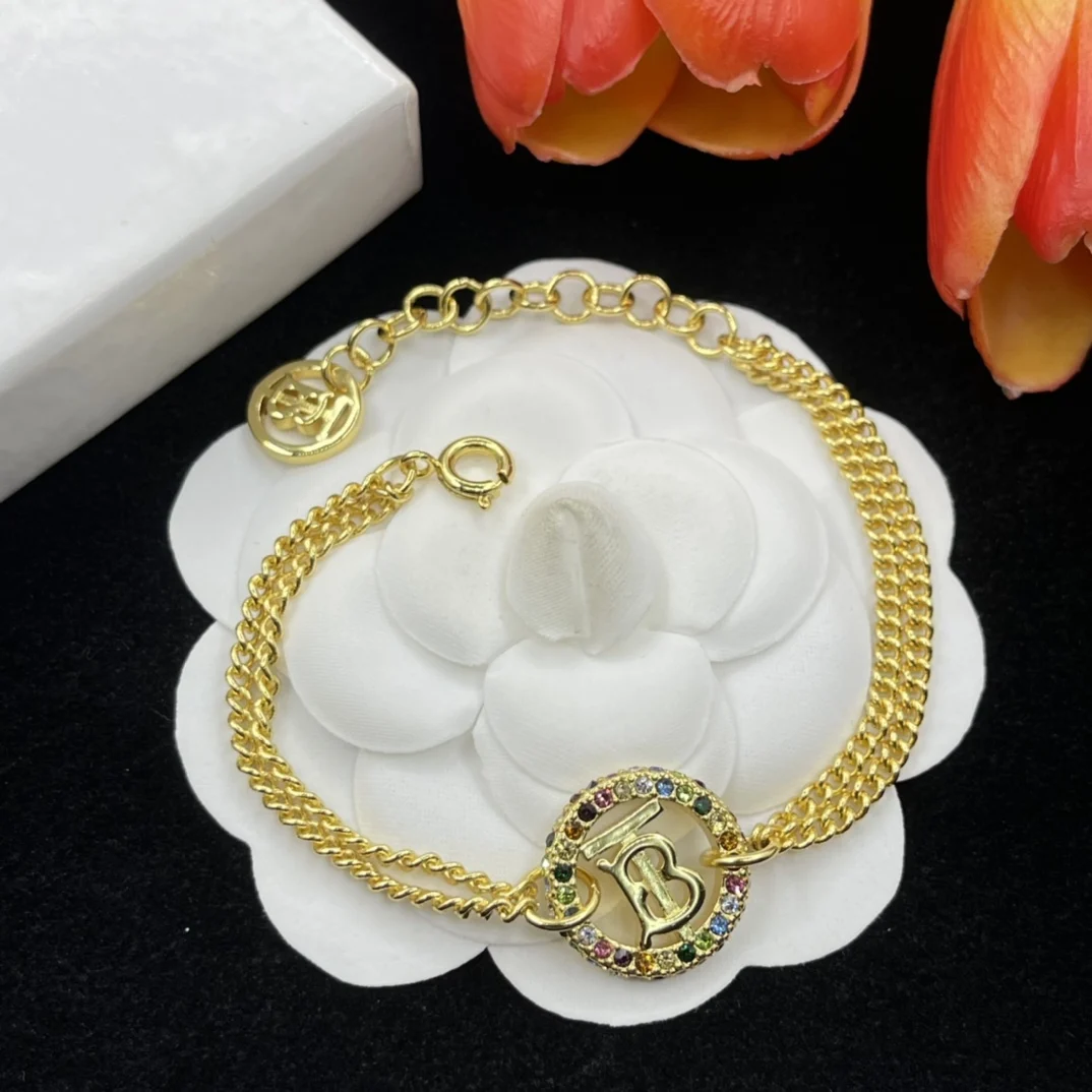 

European and American fashion earrings with zircon circles