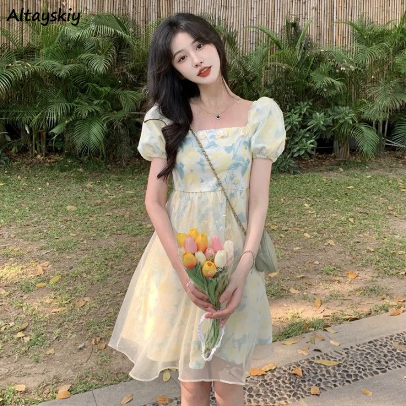 

Женское Сетчатое мини-платье с рукавами-фонариками