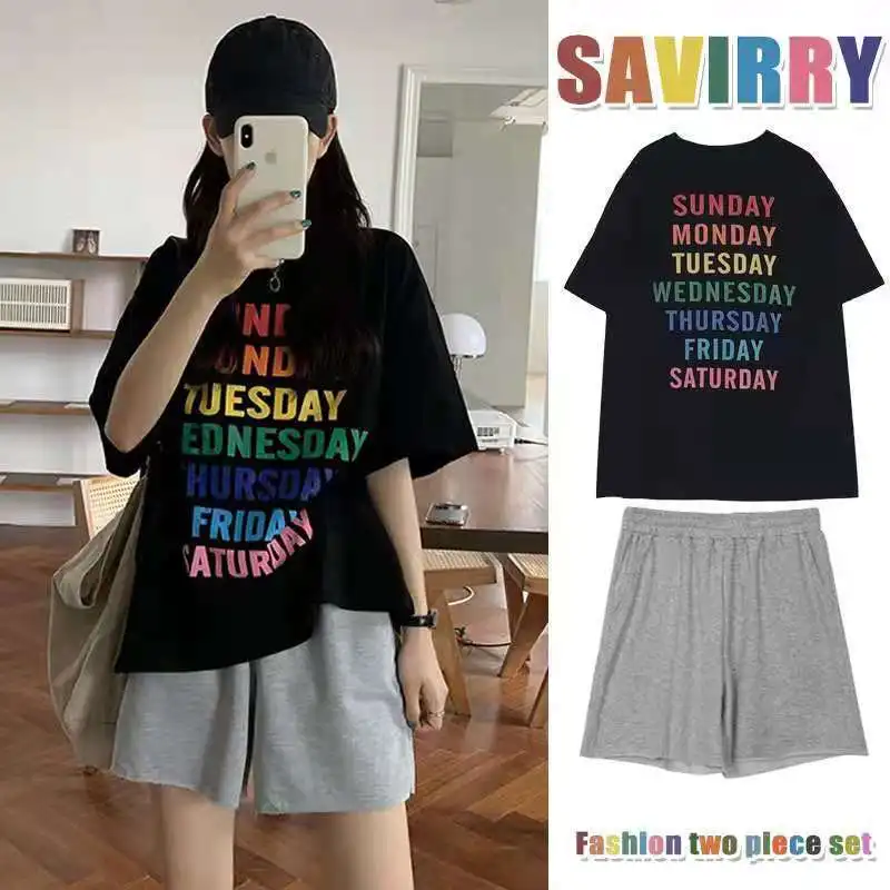

Два комплекта для женщин, новинка 2023, женская одежда с коротким рукавом для студенток, Корейская версия свободной футболки + шорты с широким...