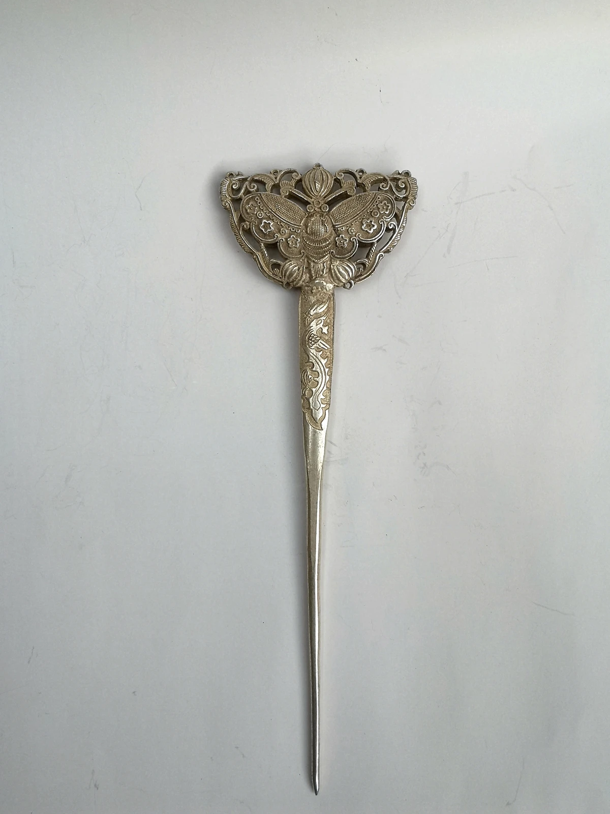 

1919 Collection Old Chinese Tibet Silver Hand-made Butterfly Hairpin Hair Decoration Gift
